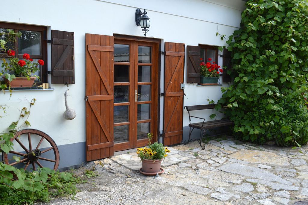 Edvy Malom Fogadó Barokk Udvarház Pápa Esterno foto